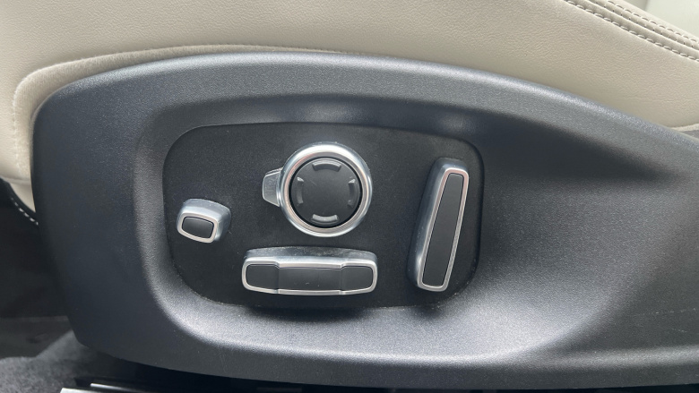 Jaguar E-Pace 2.0d [180] R-Dynamic HSE 5dr Auto Diesel Estate